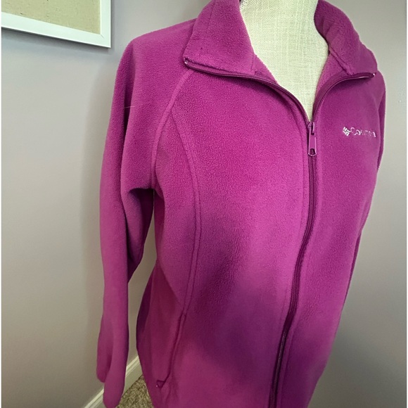 Columbia fushia color size large women’s zip up fleece jacket. Great condition. - Picture 3 of 9